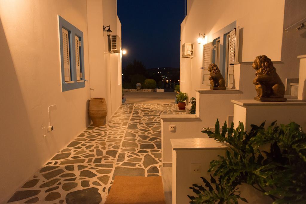 Elpiniki Aparthotel Alinda  Buitenkant foto