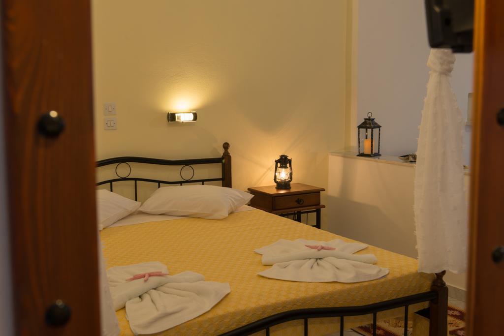 Elpiniki Aparthotel Alinda  Buitenkant foto