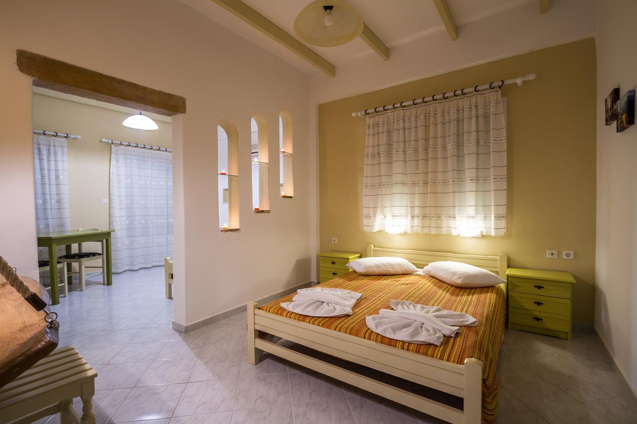 Elpiniki Aparthotel Alinda  Buitenkant foto