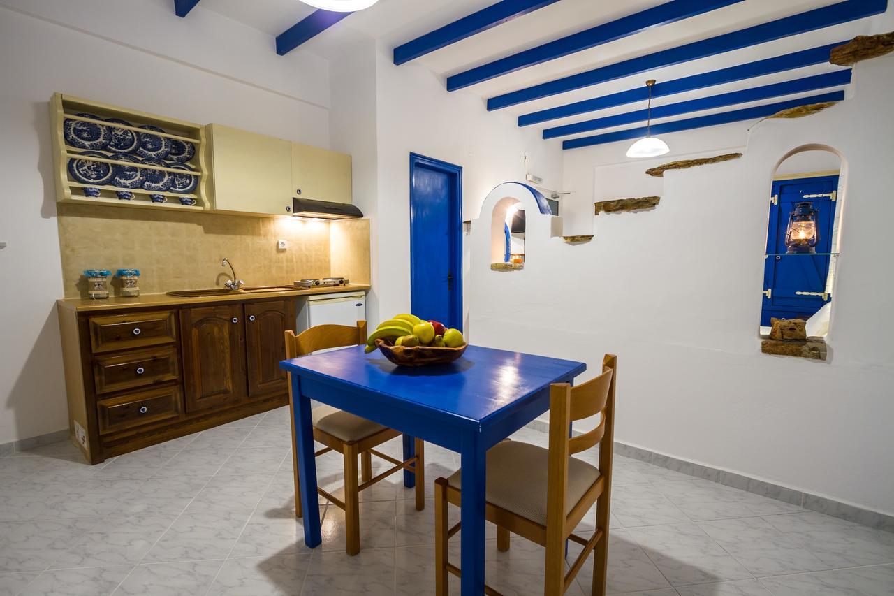 Elpiniki Aparthotel Alinda  Buitenkant foto