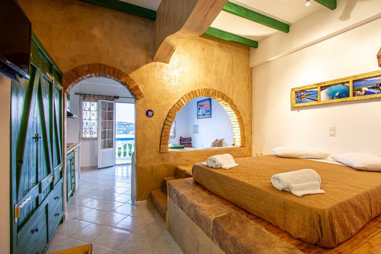 Elpiniki Aparthotel Alinda  Buitenkant foto